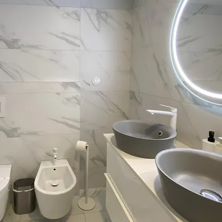 Penthouse Triplex Com Jacuzzi T3 Hsr Vilamarina * Vilamoura