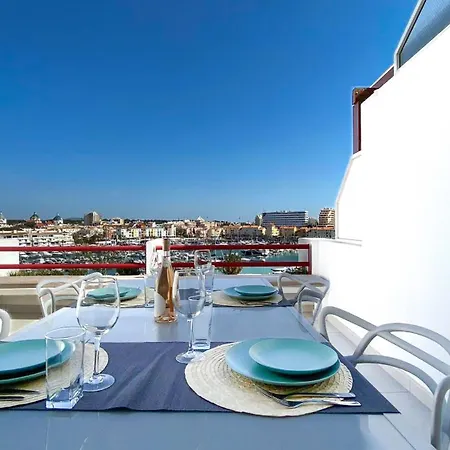 Penthouse Triplex Com Jacuzzi T3 Hsr Vilamarina * Vilamoura