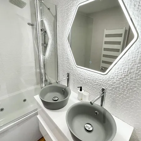 Penthouse Triplex Com Jacuzzi T3 Hsr Vilamarina Vilamoura