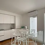 Lägenhet Penthouse Triplex Com Jacuzzi T3 Hsr Vilamarina
