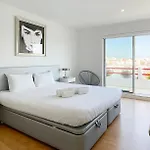 Lägenhet Penthouse Triplex Com Jacuzzi T3 Hsr Vilamarina