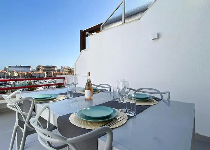 Penthouse Triplex Com Jacuzzi T3 Hsr Vilamarina